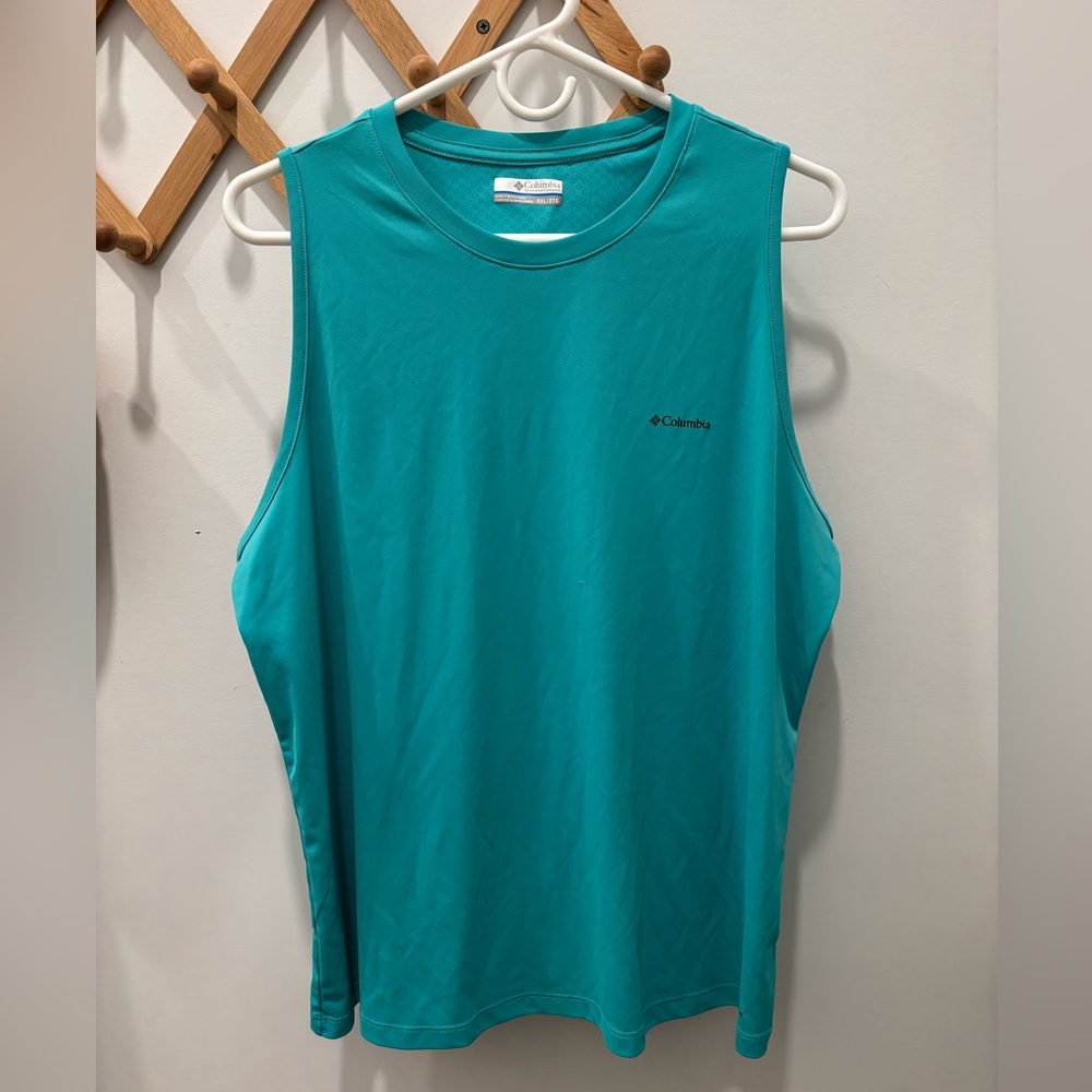 Columbia omni wick tank top size XXL